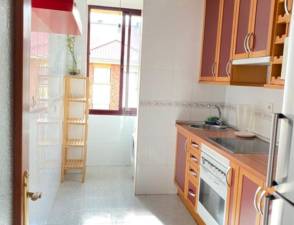 Piso en venta en calle Horacio Fernández Inguanzo, 9