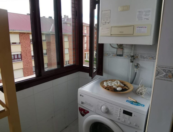 Piso en venta en calle Horacio Fernández Inguanzo, 9