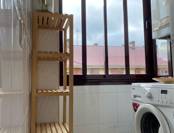 Piso en venta en calle Horacio Fernández Inguanzo, 9