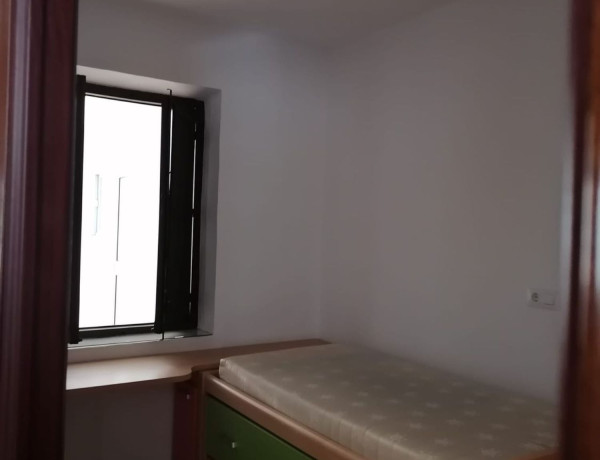 Piso en venta en calle Torrealmadena 1 s/n