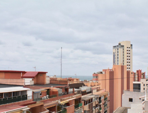 Piso en venta en calle Atocha