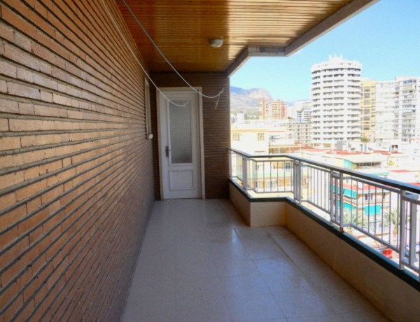 Piso en venta en avenida Alcoi