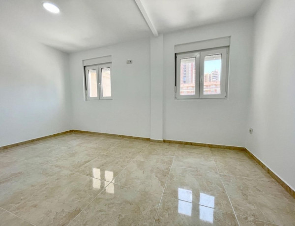 Piso en venta en calle Metge D. Miguel Martorell