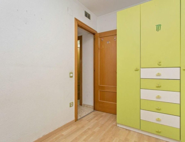 Piso en venta en Nucli Urbà