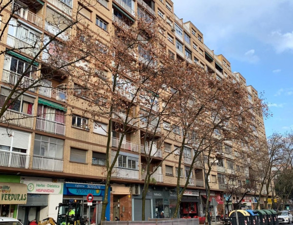 Piso en venta en calle de Demetrio Galán Bergua, 26