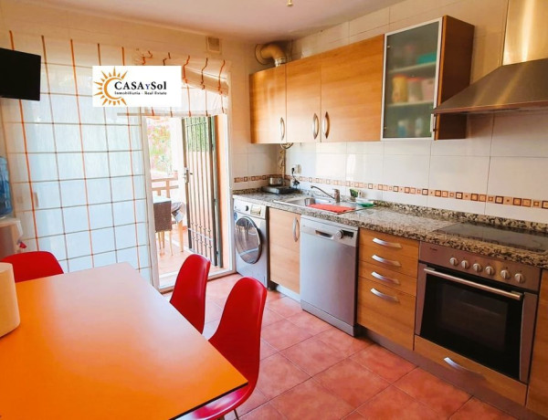 Chalet pareado en venta en calle Antonio Molina