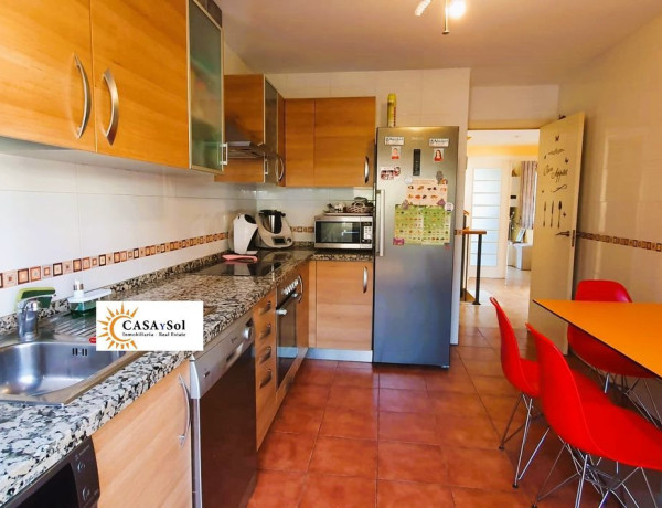 Chalet pareado en venta en calle Antonio Molina