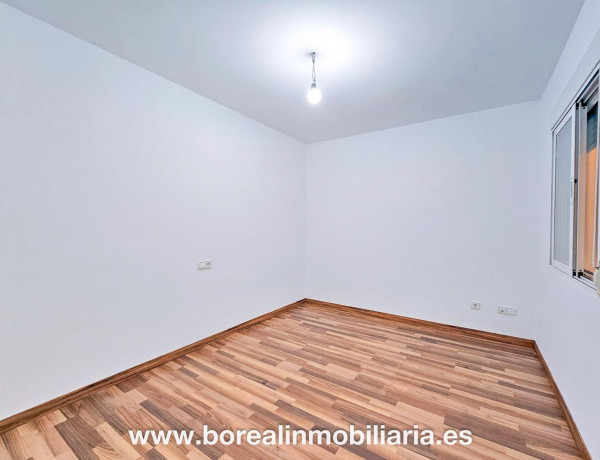 Piso en venta en calle Cabo Ras, 4