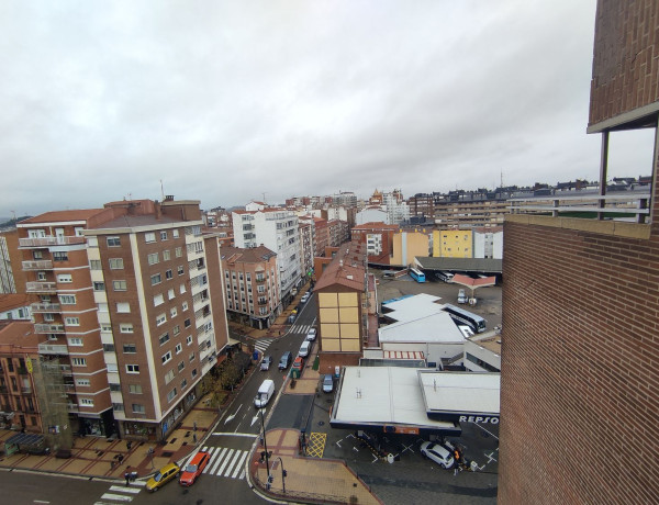 Alquiler de Ático en calle del Puente Colgante