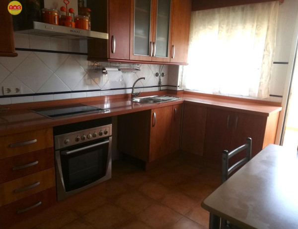 Chalet adosado en venta en Lepe