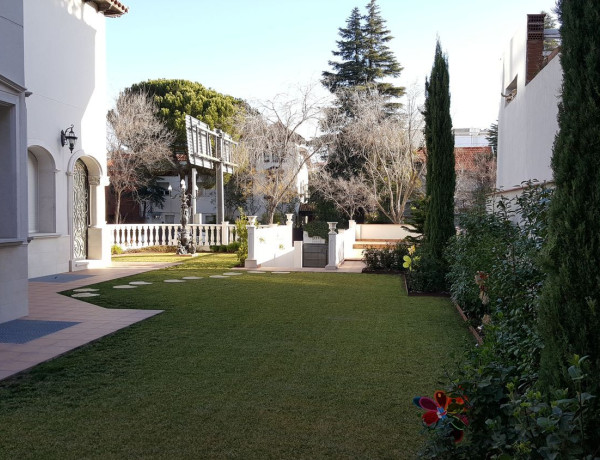 Casa o chalet independiente en venta en avenida de Alfonso XIII, 17