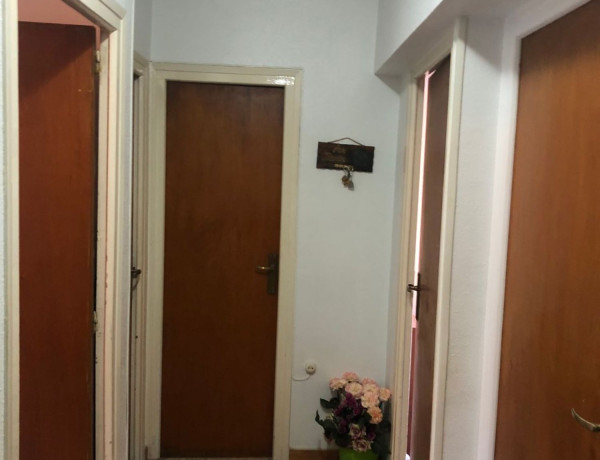 Piso en venta en calle Capitiellos, 9