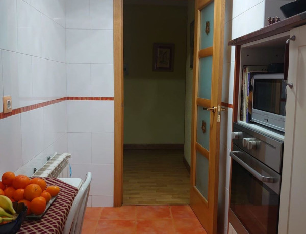 Piso en venta en calle de Eugenia de Montijo, 99