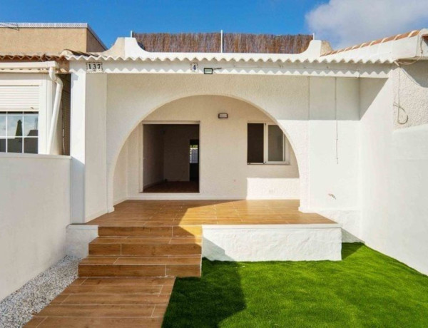 Casa o chalet independiente en venta en San Miguel de Salinas