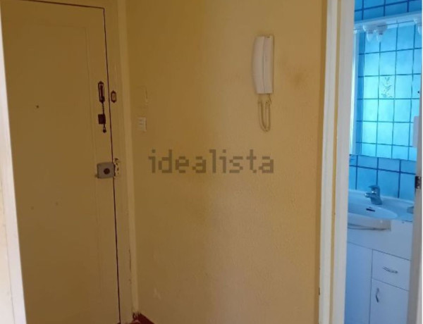 Piso en venta en Antonio Bravo, 2