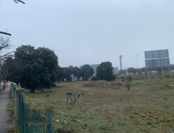 Terreno en venta en calle de la Ciudad de Toledo, 6