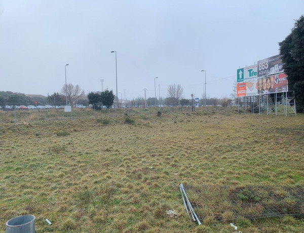 Terreno en venta en calle de la Ciudad de Toledo, 6