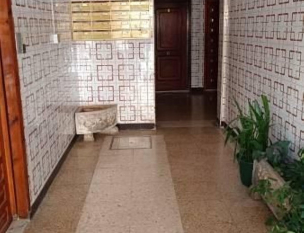 Piso en venta en calle Virgen de los Desamparados