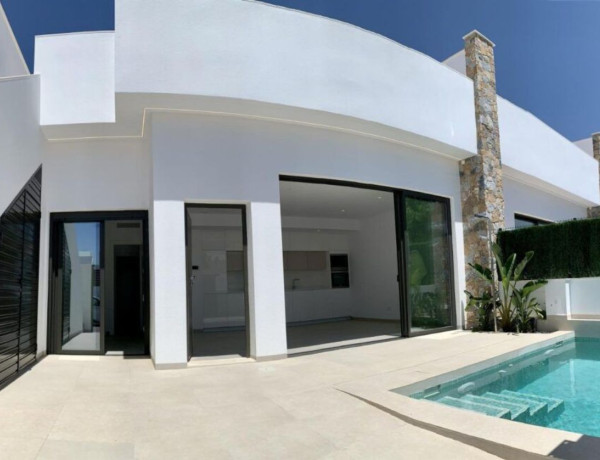 Casa o chalet independiente en venta en Las Lomas del Rame-Bahía Bella