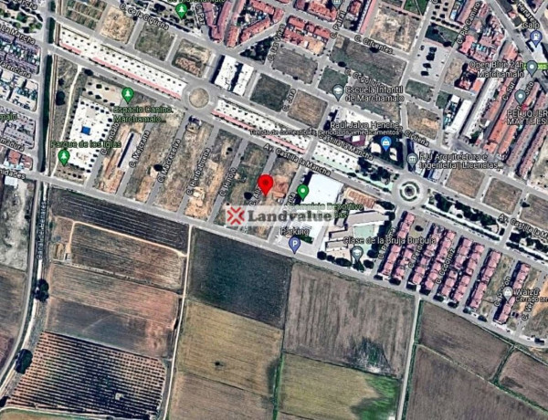 Terreno en venta en calle Aliaga, 17