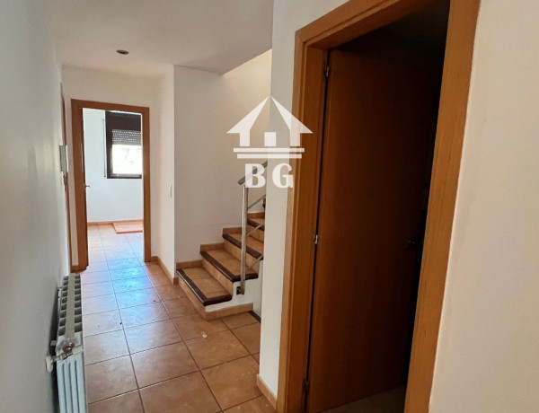 Chalet adosado en venta en calle Francesc Moragas