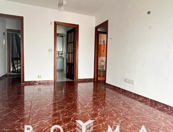 Piso en venta en avenida de Pino Montano