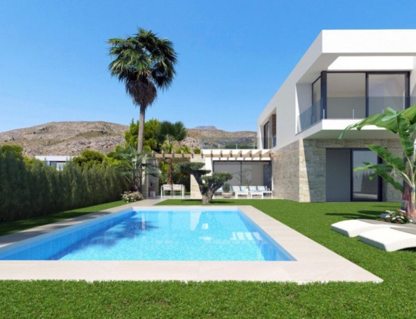 Casa o chalet independiente en venta en Golf Bahía