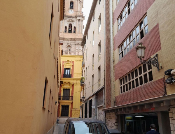 Edificio residencial en venta en calle Larios