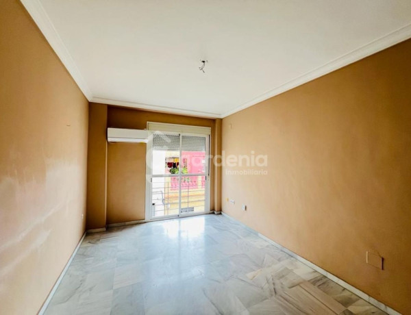 Piso en venta en avenida Palomares