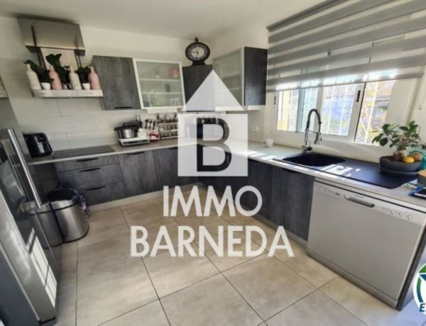 Casa o chalet independiente en venta en calle Vallès Oriental, 10