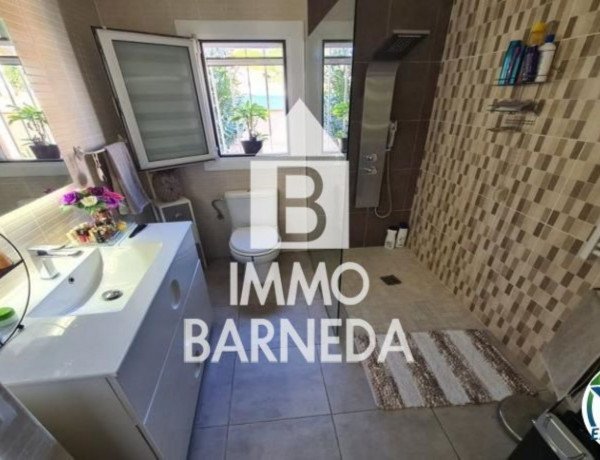 Casa o chalet independiente en venta en calle Vallès Oriental, 10