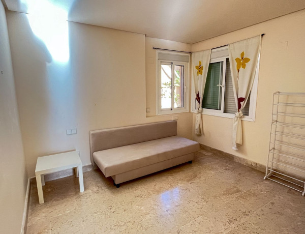 Piso en venta en calle Islas Bermudas, 29