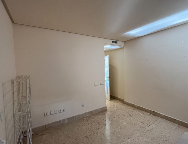 Piso en venta en calle Islas Bermudas, 29