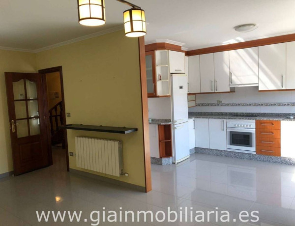 Chalet adosado en venta en calle Antonio Palacios