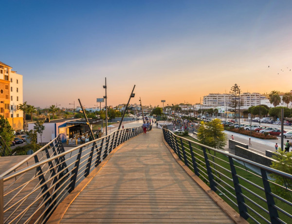 Piso en venta en avenida del mediteraneo, 1