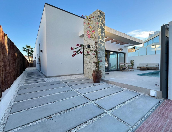 Casa o chalet independiente en venta en San Miguel de Salinas