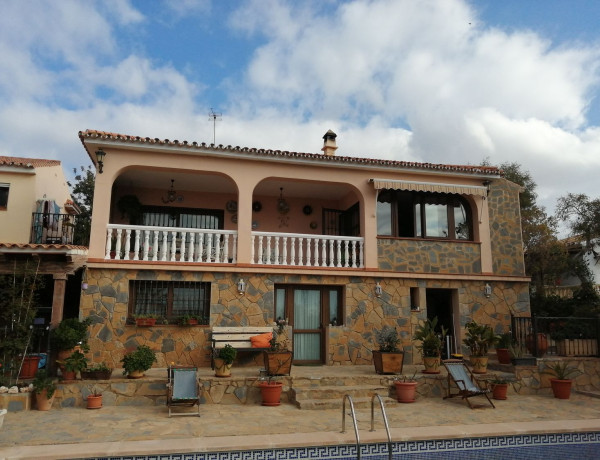 Casa o chalet independiente en venta en Urb. Puertosol, Puertosol - Santa Isabel