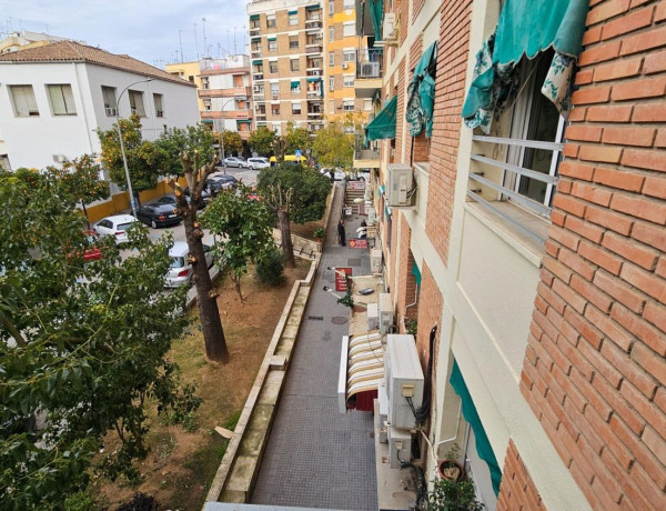 Piso en venta en calle del Alcalde Velasco Navarro