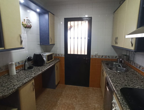 Chalet adosado en venta en San Jose de la Rinconada