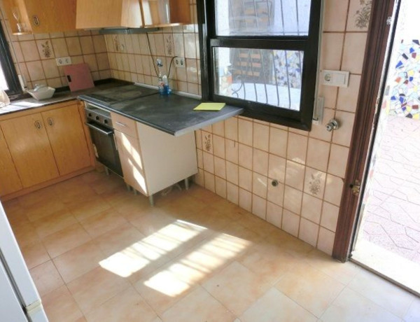 Chalet pareado en venta en Santiago de la Ribera