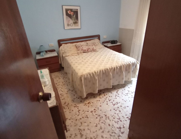 Casa de pueblo en venta en calle de la Cooperativa, 7