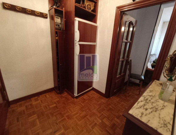 Piso en venta en calle Valentín Jalón