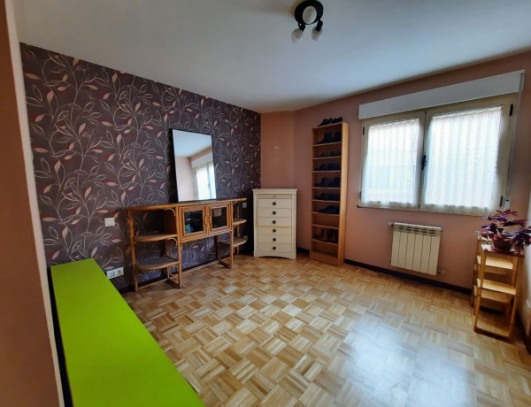 Chalet adosado en venta en calle Escuelas, 6