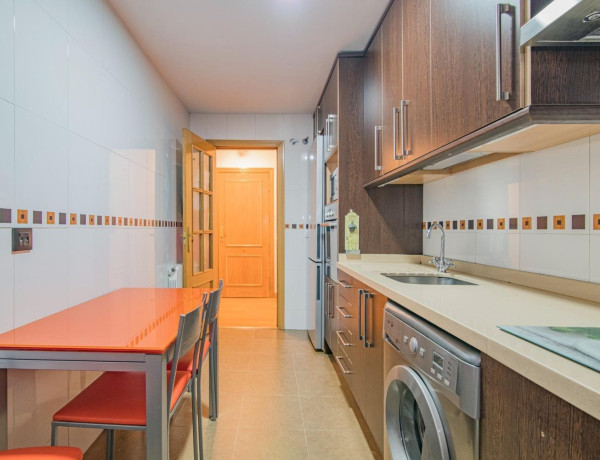 Piso en venta en calle presbitero, 4