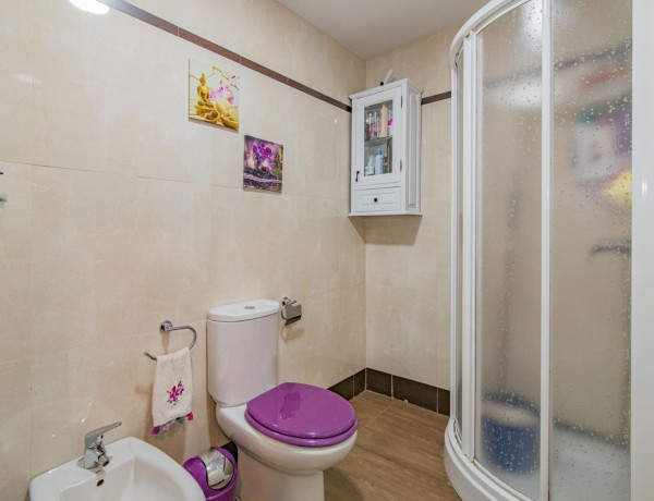 Piso en venta en calle presbitero, 4