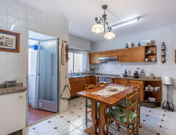 Piso en venta en Pedro Antonio De Alarcon