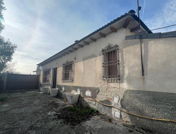 Casa o chalet independiente en venta en calle Mirador de la Vega