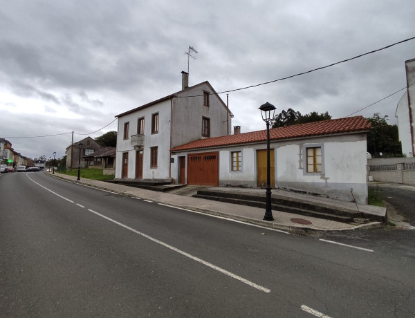 Casa de pueblo en venta en calle da Feira