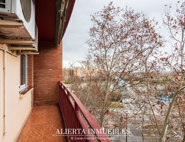 Piso en venta en calle de los Comuneros de Castilla