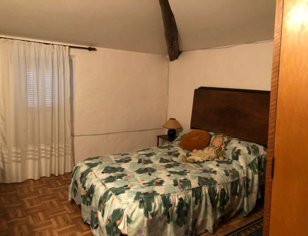 Casa de pueblo en venta en Pedrosa del Paramo